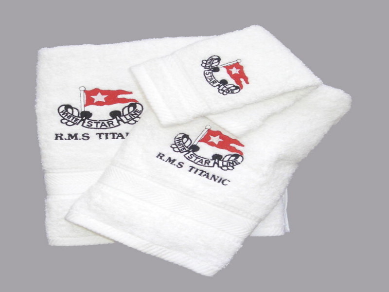 RMS Titanic Towel Gift Set